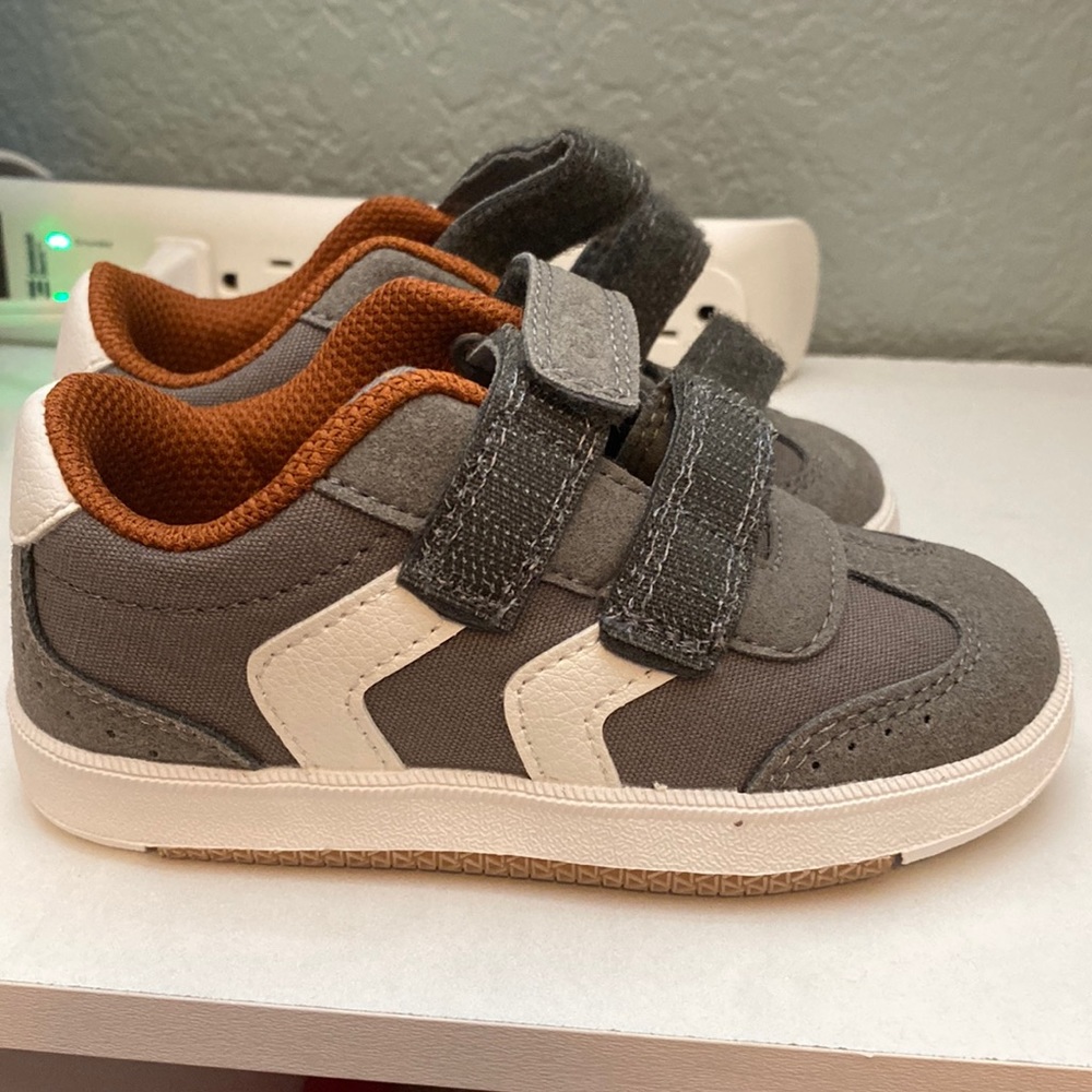 DrScholls Size 8 Kids Shoes